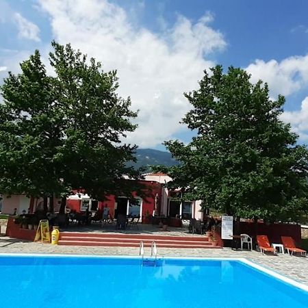 Περι Ανεμων Hotell Zervi Eksteriør bilde